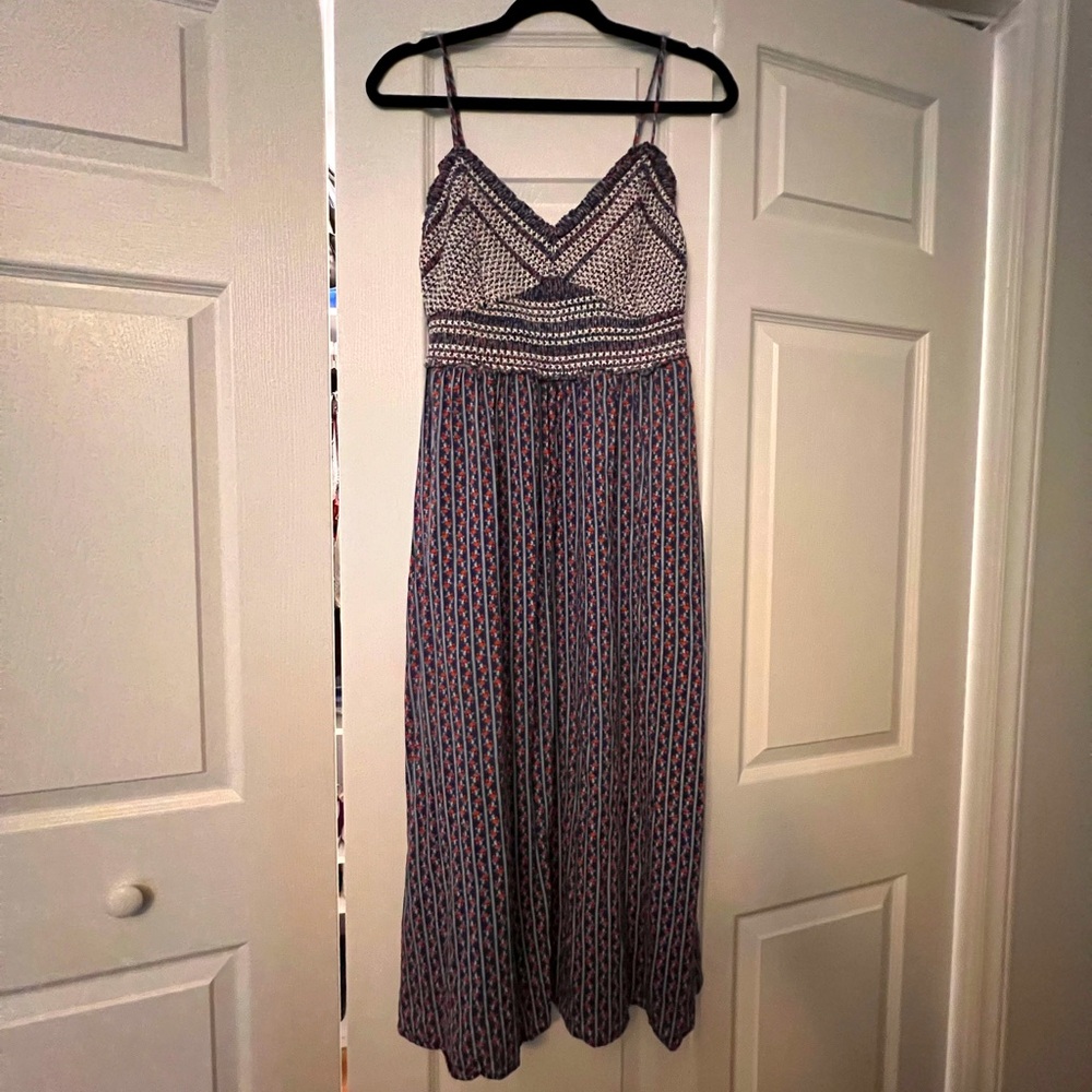 Old Navy Res, Blue and White Patterned Midi Dress